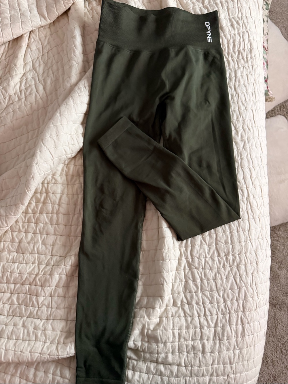 D'Fyne High-Waist Olive Green Leggings